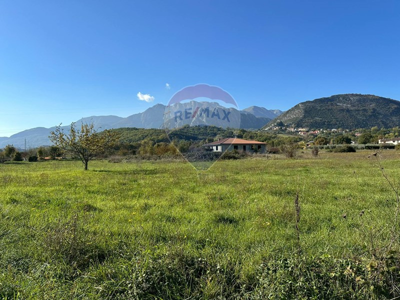 Terreno edificabile in Vendita a Rocchetta a Volturno, 48'600€, 2320 m²