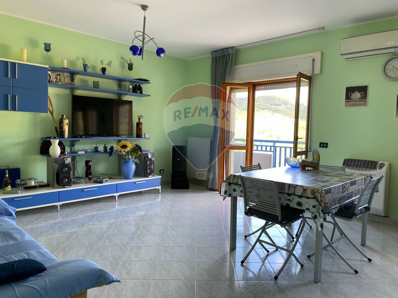 Appartamento in Vendita a Colli a Volturno, 105'000€, 105 m²