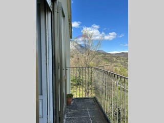 Appartamento in Vendita a Scapoli, 50'000€, 102 m²