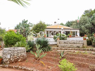 Villa in Vendita a Noto, 270'000€, 230 m²