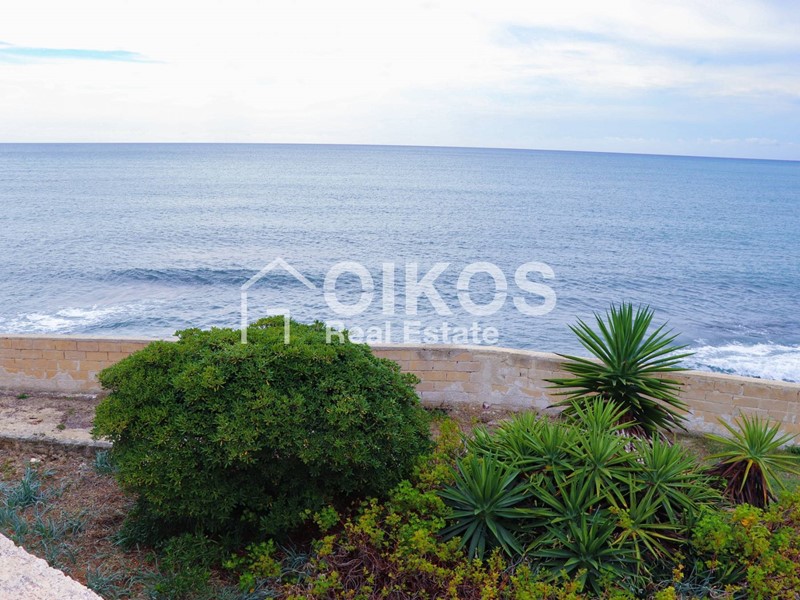 Villa in Vendita a Avola, 770'000€, 110 m²