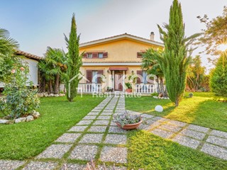 Villa in Vendita a Noto, 310'000€, 100 m²