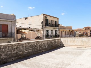 Casa Indipendente in Vendita a Noto, 220'000€, 154 m²