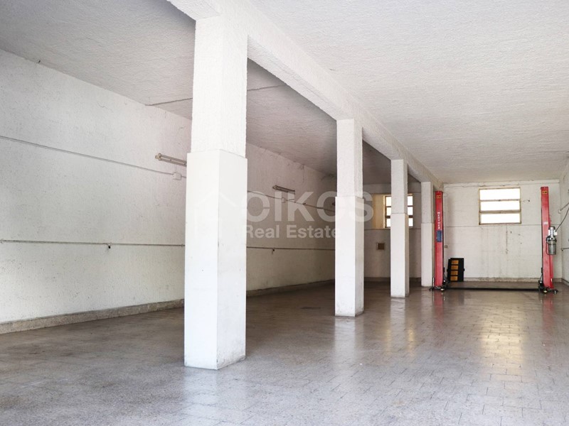 Immobile commerciale in Affitto a Noto, 800€, 174 m²