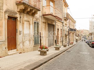 Casa Indipendente in Vendita a Palazzolo Acreide, 115'000€, 180 m²