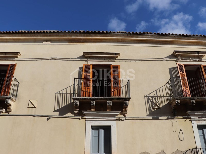 Casa Indipendente in Vendita a Noto, 350'000€, 207 m²