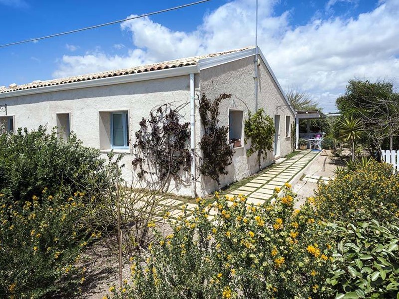 Villa in Vendita a Ispica, 380'000&euro;, 150 m²