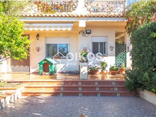 Villa in Vendita a Noto, 370'000€, 125 m²