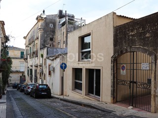 Casa Indipendente in Vendita a Noto, 115'000€, 112 m²