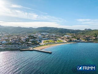 Attività commerciale in Vendita a Arzachena, 230 m²