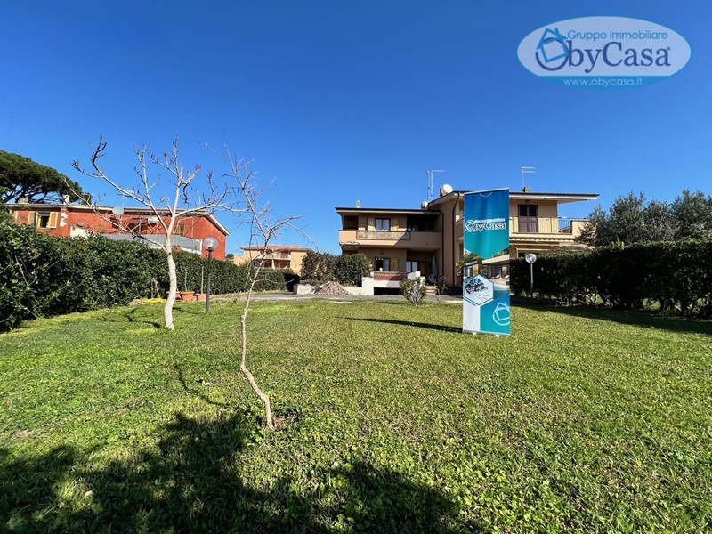 Casa Semi Indipendente in Vendita a Ladispoli, 549'000€, 192 m²