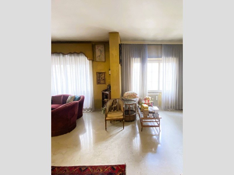Appartamento in Vendita a Roma, 900'000&euro;, 230 m²