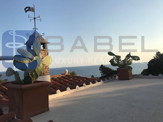 Villa in Vendita a San Felice Circeo, 1'700'000€, 300 m²