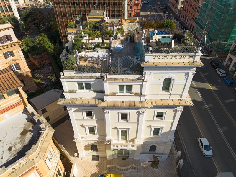 Appartamento in Vendita a Roma, 1650 m²