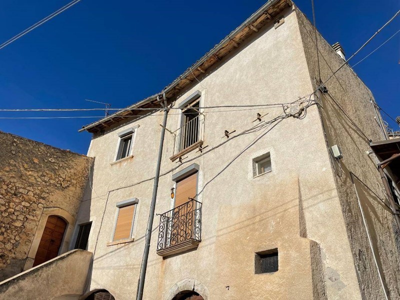 Bilocale in Vendita a San Pio delle Camere, 29'000€, 50 m²