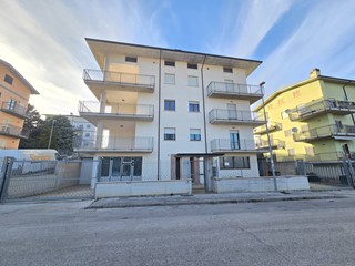 Quadrilocale in Vendita a L'Aquila, 150'000&euro;, 120 m²