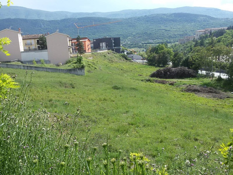 Terreno edificabile in Vendita a L'Aquila, 12000 m²