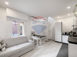 Casa Semi Indipendente in Vendita a Cinisello Balsamo, 179'000€, 50 m²