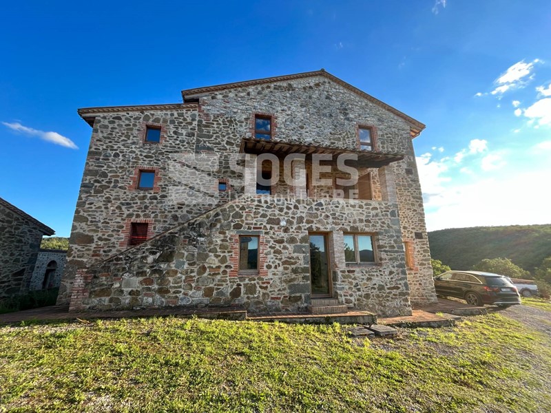 Appartamento in Vendita a Bucine, 300'000€, 180 m²