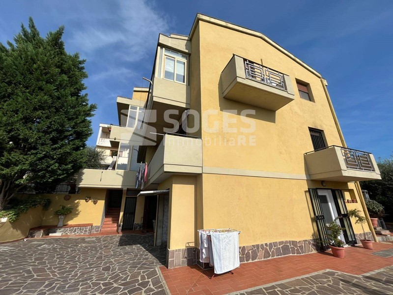 Casa Indipendente in Vendita a Cavriglia, 370'000€, 250 m²