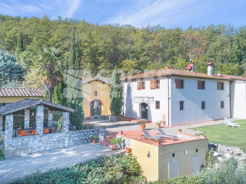 Villa in Vendita a Bagno a Ripoli, 2'100'000€, 650 m²