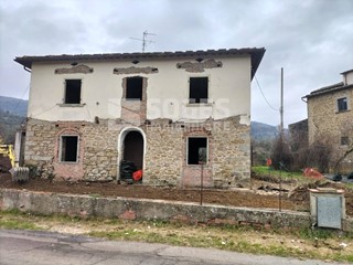 Appartamento in Vendita a Terranuova Bracciolini, 85'000€, 90 m²