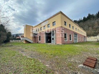 Immobile commerciale in Vendita a Rignano sull'Arno, 2'500'000€, 3900 m²