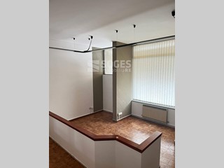 Ufficio in Vendita a Terranuova Bracciolini, 170'000€, 100 m²