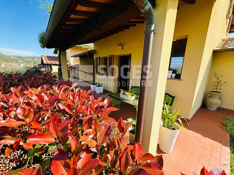 Villa in Vendita a Castelfranco Piandiscò, 350'000€, 100 m²