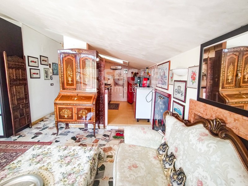 Quadrilocale in Vendita a Dicomano, 144'000€, 90 m²