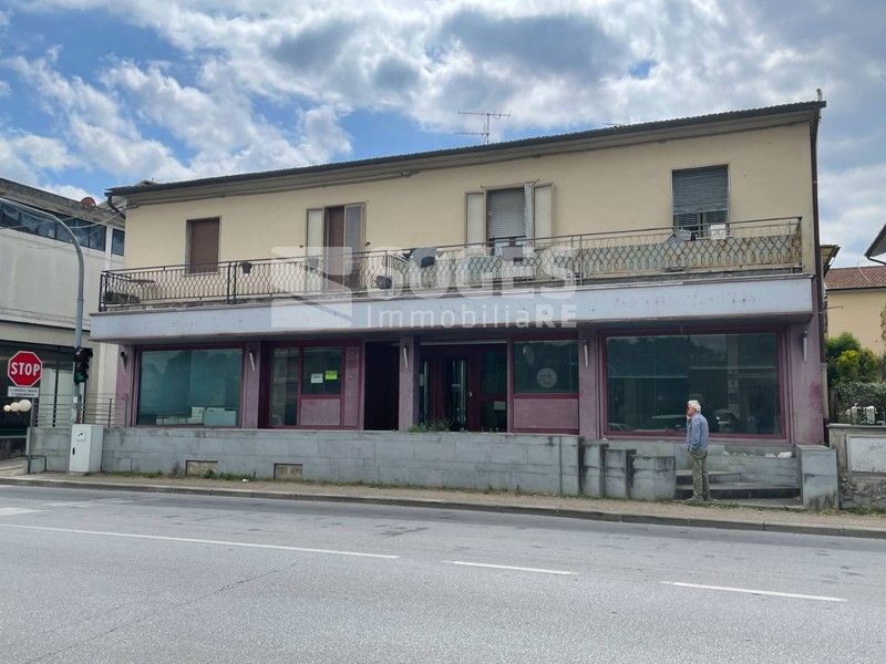 Immobile commerciale in Vendita a Barberino di Mugello, 250'000€, 250 m²