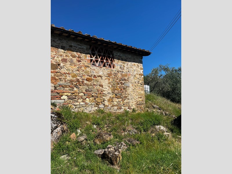 Rustico in Vendita a Cavriglia, 60'000€, 60 m²