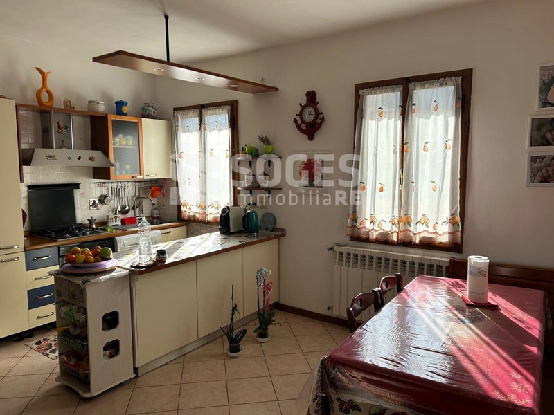Trilocale in Vendita a Figline e Incisa Valdarno, 125'000€, 85 m²