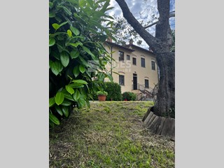 Appartamento in Vendita a Castelfranco Piandiscò, 235'000€, 100 m²