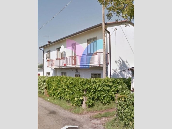 Casa Indipendente in Vendita a Ponzano Veneto, 200'000€, 140 m²
