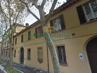Ufficio in Vendita a Imola, 81'000€, 90 m²