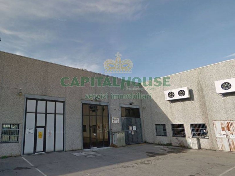 Capannone in Vendita a Argelato, 187'000€, 370 m²
