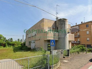 Immobile commerciale in Vendita a Argelato, 286'000€, 850 m², con Box