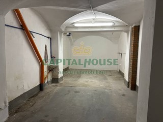 Box in Vendita a Bologna, 80'000€, 37 m²