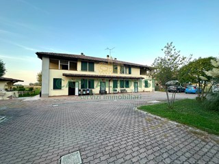 Villa in Vendita a Sala Bolognese, 780'000€, 500 m²