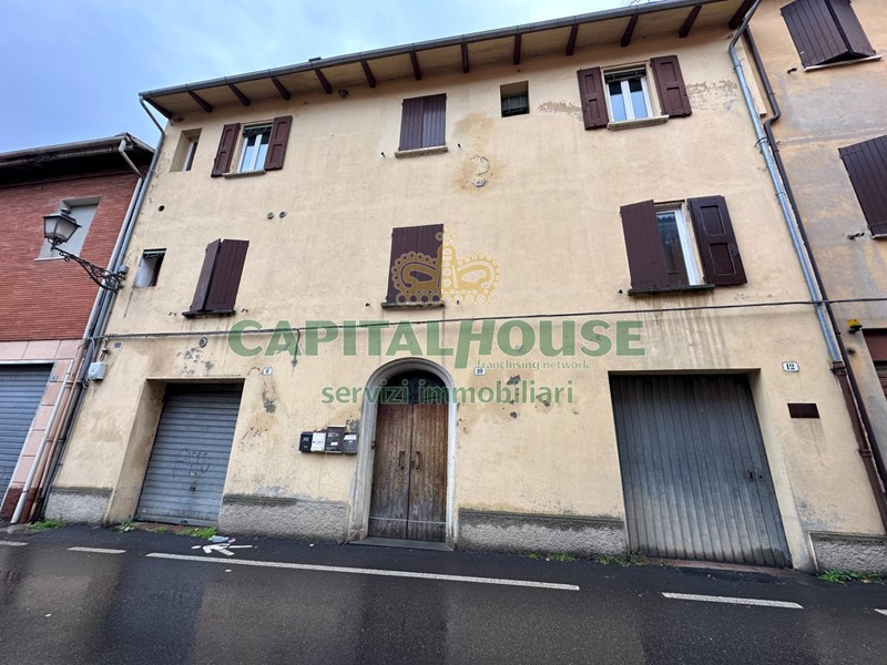 Appartamento in Vendita a Castel San Pietro Terme, 350'000€, 312 m²