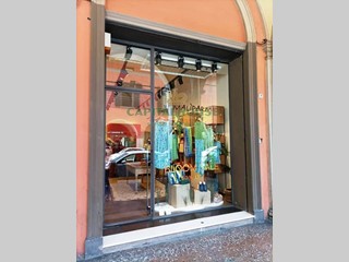 Immobile commerciale in Affitto a Bologna, 2'200€, 115 m²