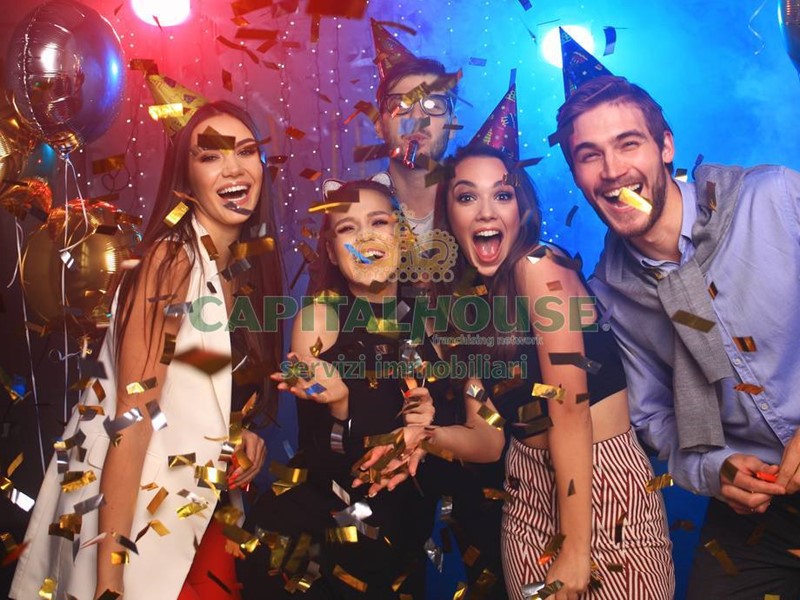 Immobile commerciale in Vendita a Bologna, 680'000€, 180 m²