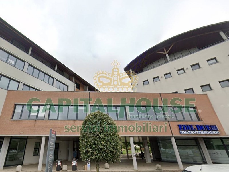 Ufficio in Vendita a Castel Maggiore, 440'000€, 262 m²