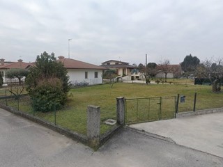 Terreno edificabile in Vendita a Cordenons, 50'000€, 520 m²