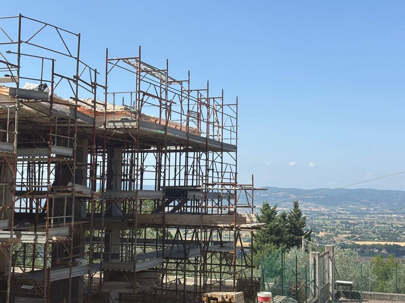 Casa Semi Indipendente in Vendita a Assisi, 135 m²