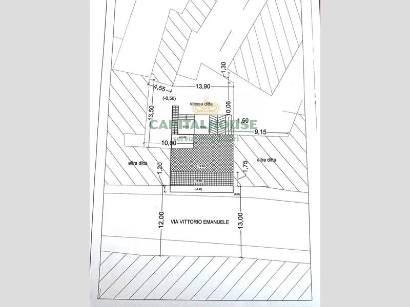 Casa Semi Indipendente in Vendita a Mugnano del Cardinale, 80'000€, 220 m²