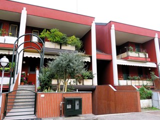 Villetta a schiera in Vendita a Opera, 368'000€, 150 m²