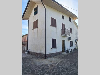 Villetta a schiera in Vendita a Albanella, 155'000&euro;, 140 m²