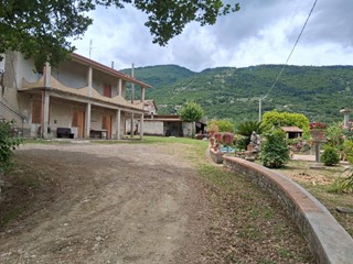 Villa in Vendita a Roccadaspide, 250 m²